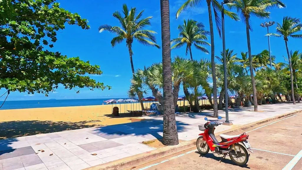 jomtien beach pattaya thailand