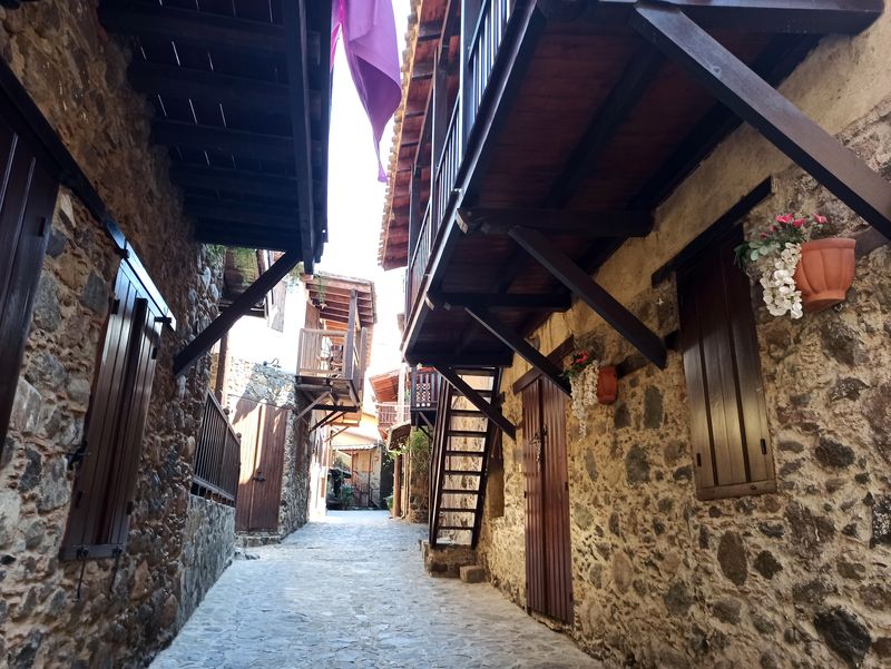 alleys of Kakopetria