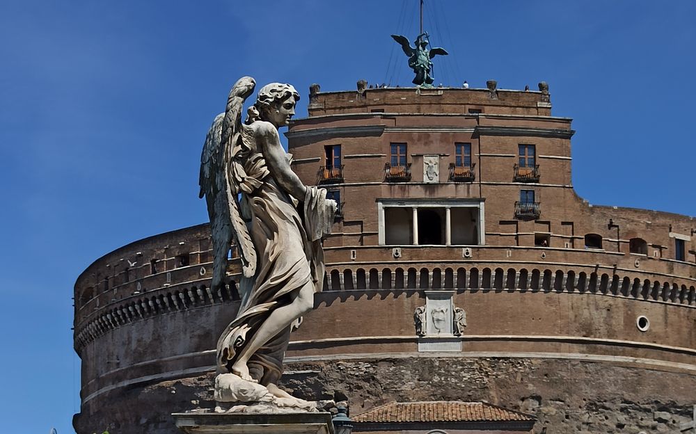 Angel statue in Rome